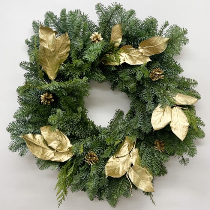 Almanac Planting Golden Salal Wreath (Close Up)