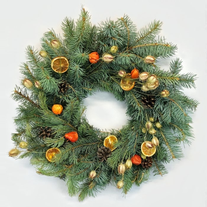 Almanac Planting Co Lodgepole Lantern Wreath (Zoomed In)