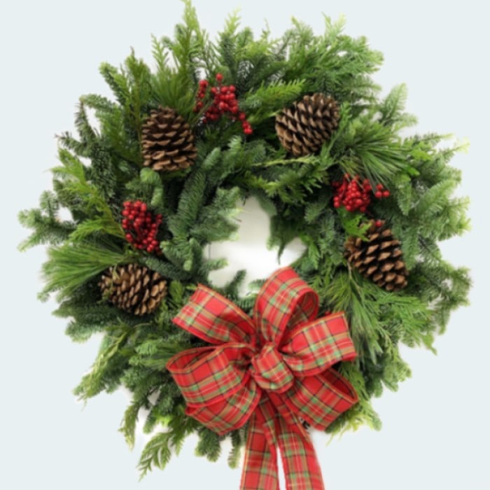 Almanac Planting Co Plaid Bow Wreath (Zoomed In)